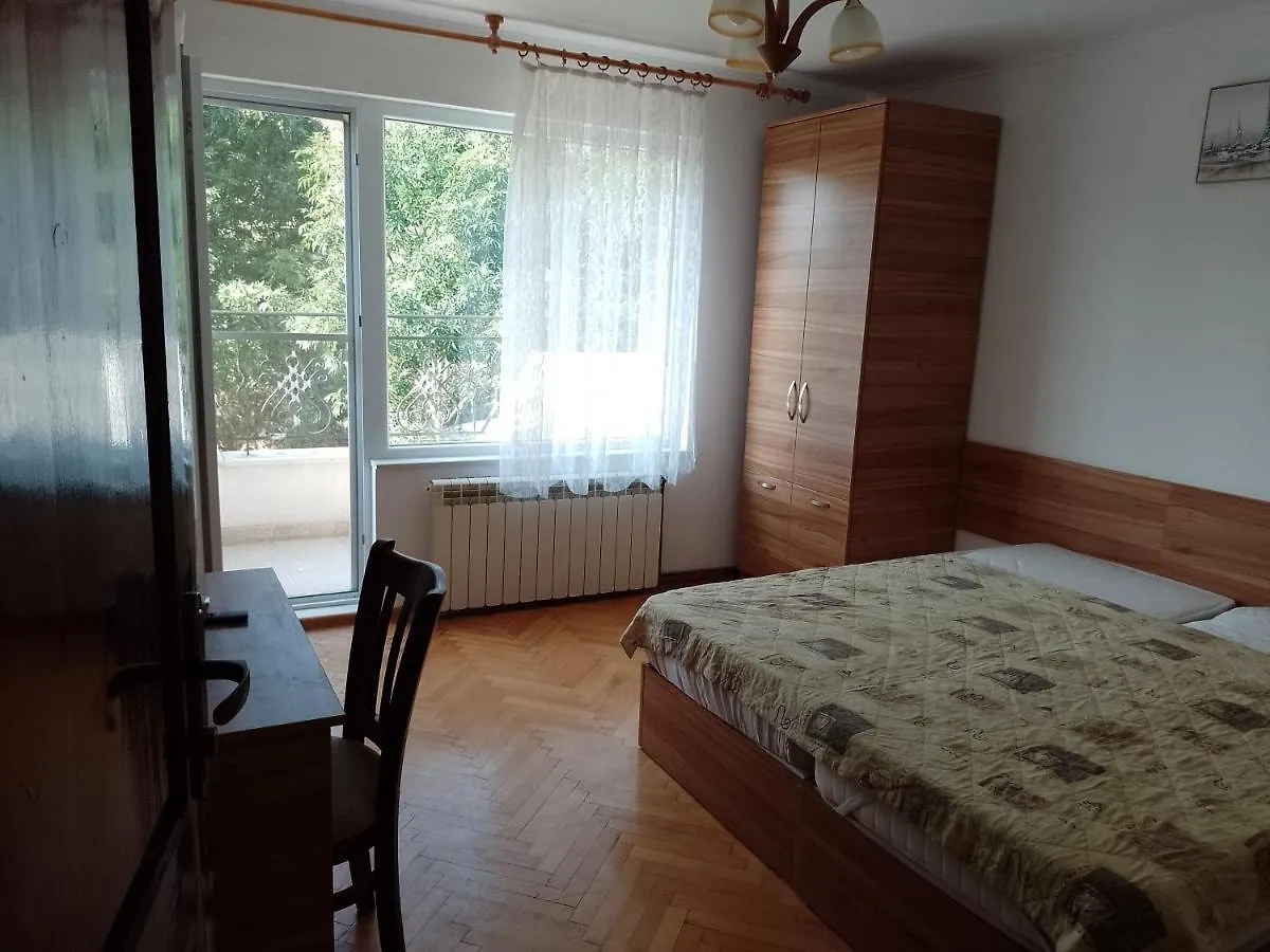 Цвят Бяло Apartment Sofia