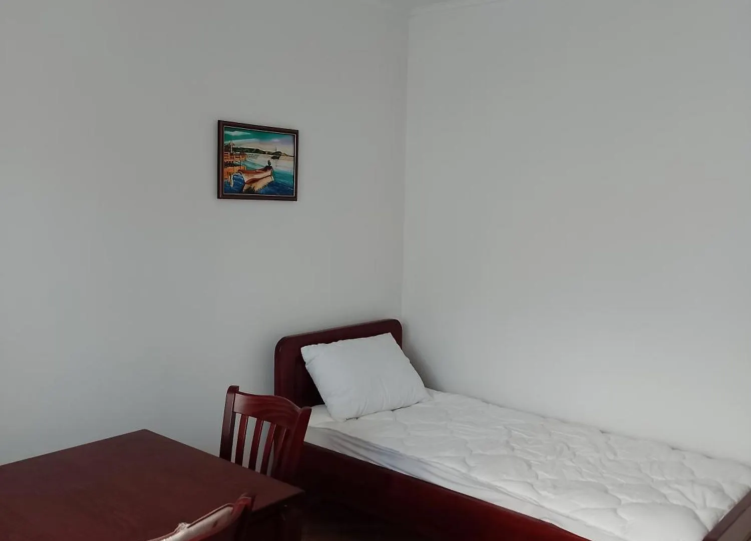 Цвят Бяло Apartment Sofia 0*,
