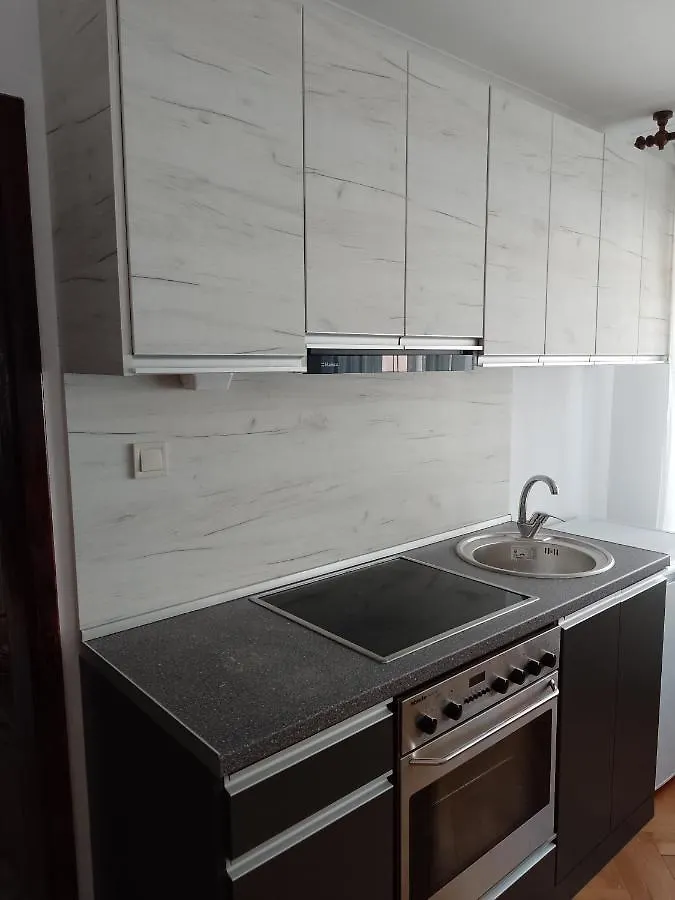 Apartament Цвят Бяло Sofia