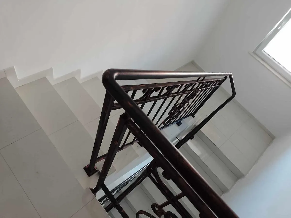 Цвят Бяло Appartement Sofia